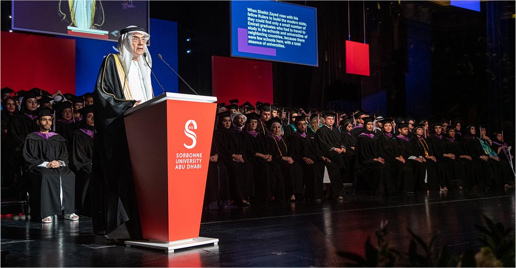 Zaki Nusseibeh pendant la 10ème cérémonie de diplomation :  Sorbonne Université Abu Dhabi ouvre son centre d’intelligence artificielle en Janvier 2020