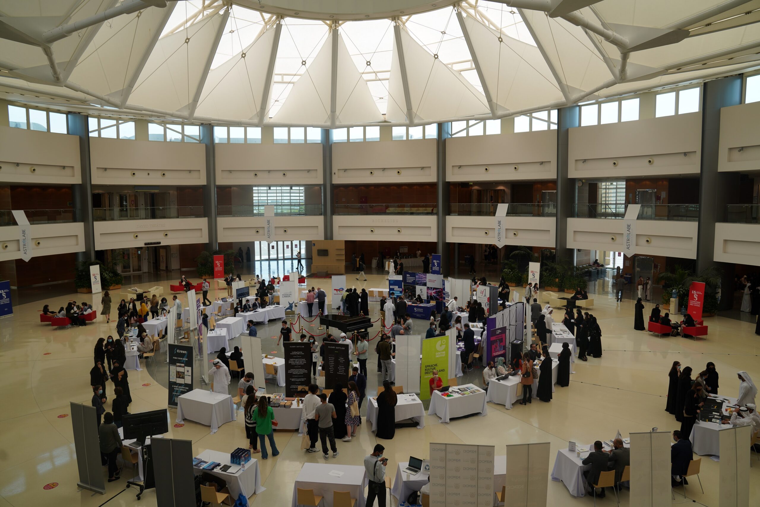 Sorbonne Université Abu Dhabi a organisé la 10ème édition du forum des carrières Astrolabe