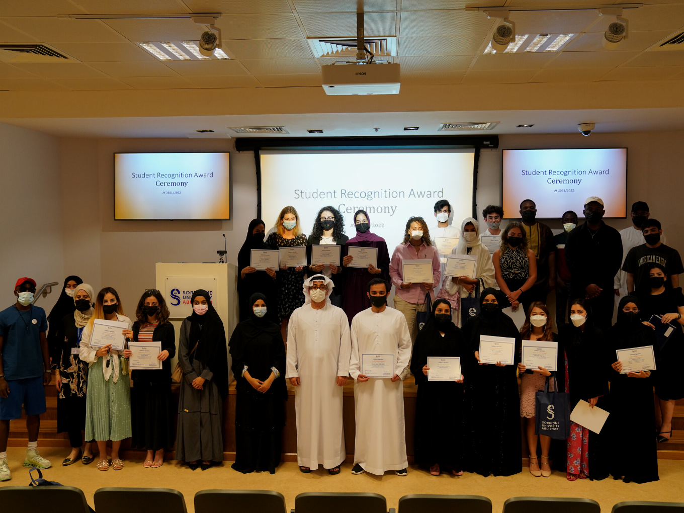 Cérémonie de reconnaissance des étudiants (this is for students award ceremony)